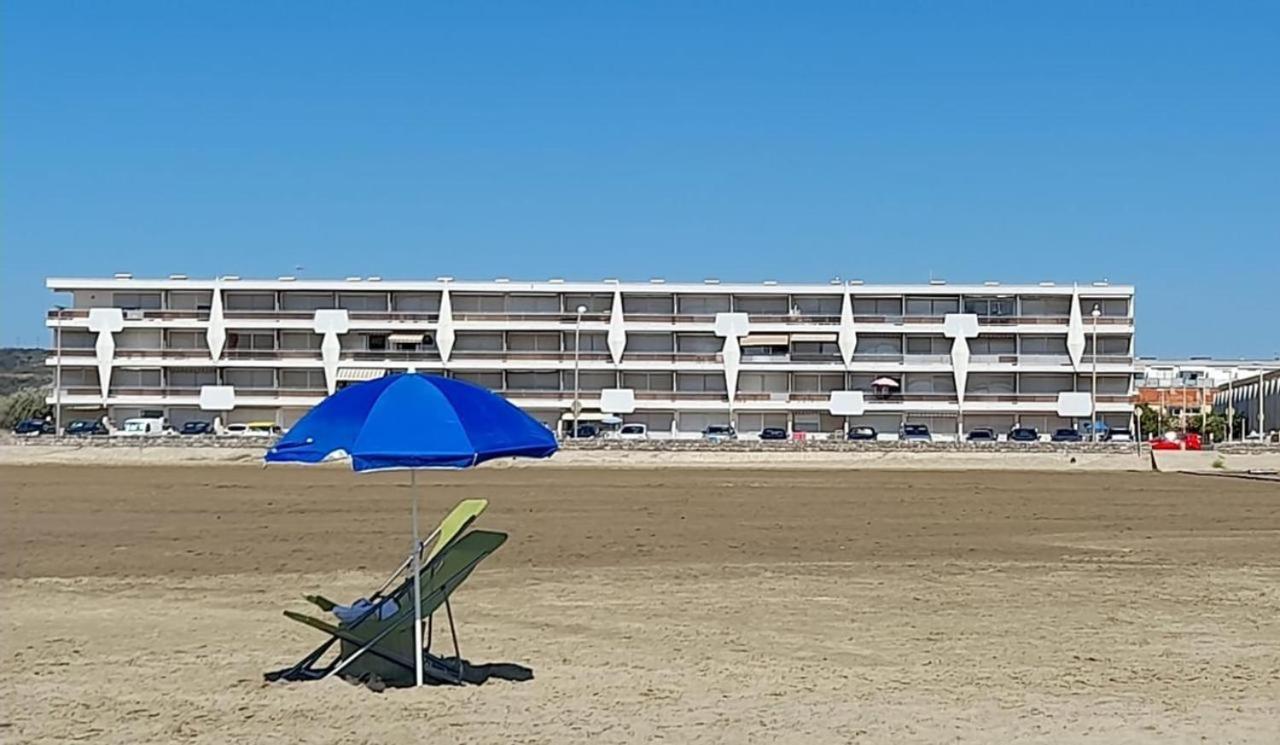 Sur La Plage Port-la-Nouvelle Kültér fotó